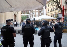 La Audiencia Provincial de Córdoba abre el juicio contra dos policías locales por detención ilegal y lesiones a vecino