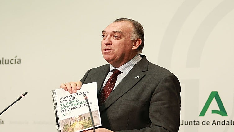 Andalucía castigará con multas de hasta 600.000 euros a los alojamientos turísticos ilegales