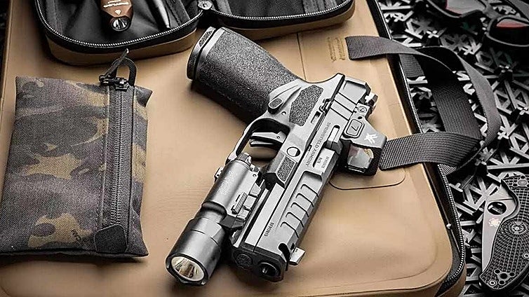 La nueva pistola de la Policía Nacional, la más barata de las ofertadas en la licitación