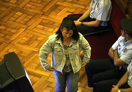 La 'matayayas' se dejó un pendiente en casa de la anciana  que apareció muerta y luego fue al bingo