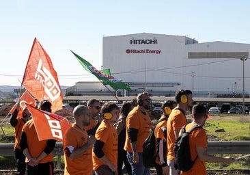 La consejera de Empleo asegura que el conflicto laboral de Hitachi en Córdoba se «ha pasado de rosca»