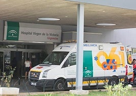 Once médicos de Urgencias del Hospital Clínico de Málaga intoxicados en la cafetería