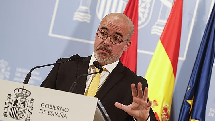 La Audiencia Provincial levanta la imputación del delegado de Gobierno en Madrid en el caso Begoña: se basa en «meras suposiciones»