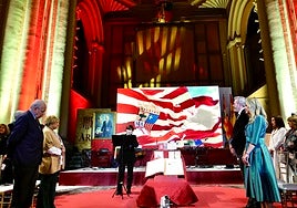 Aragón concede el premio Gabriel Cisneros a Javier Lambán como ariete constitucionalista: «Militó en la coherencia»