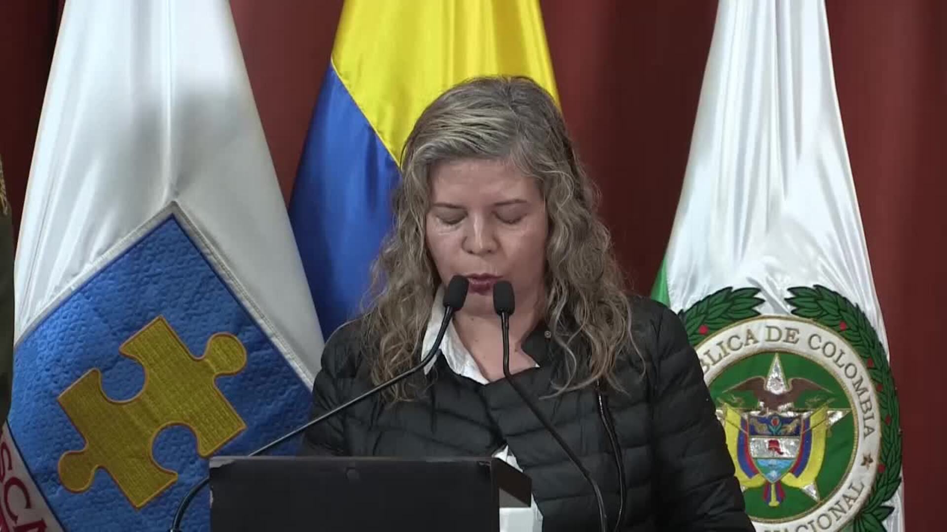 Detienen a 19 sospechosos de estafar a 700 personas con falsas visas de trabajo de EE.UU.