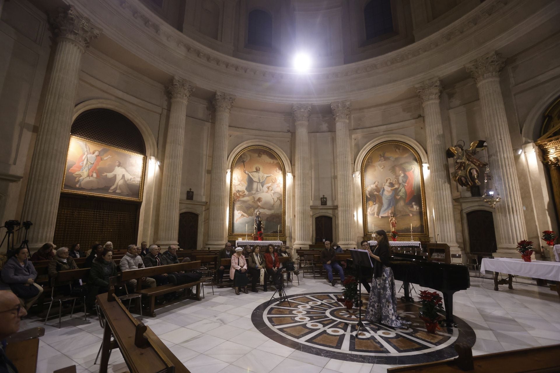 La música inunda la Navidad de Córdoba, en imágenes