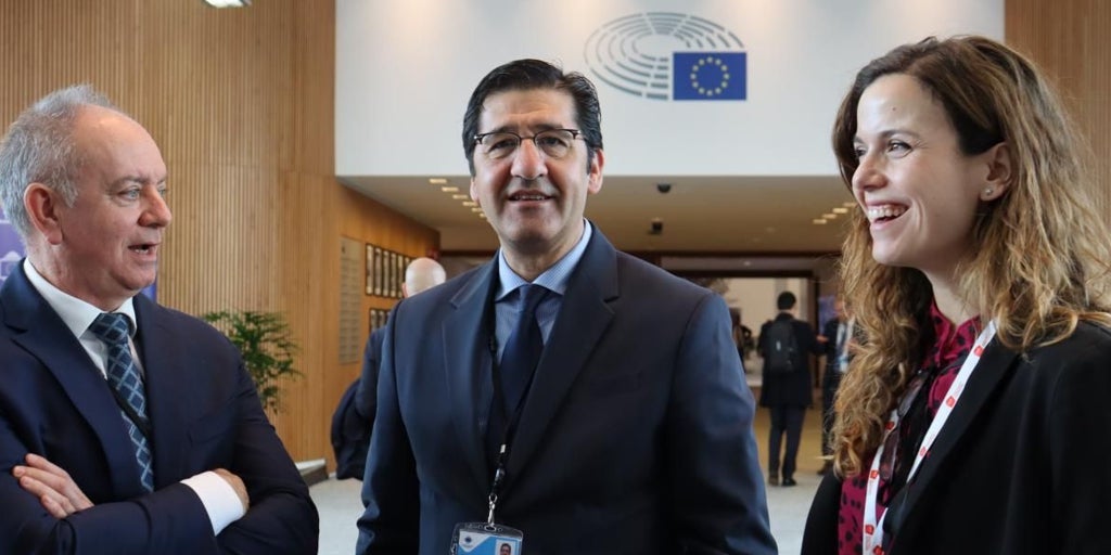 La Junta defiende un modelo de resiliencia hídrica que garantice el desarrollo