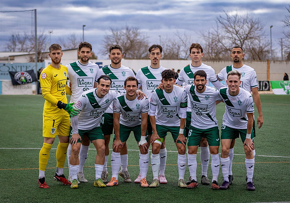 El Toledo mantiene el liderato de forma invicta tras vencer en Villacañas por 0-2