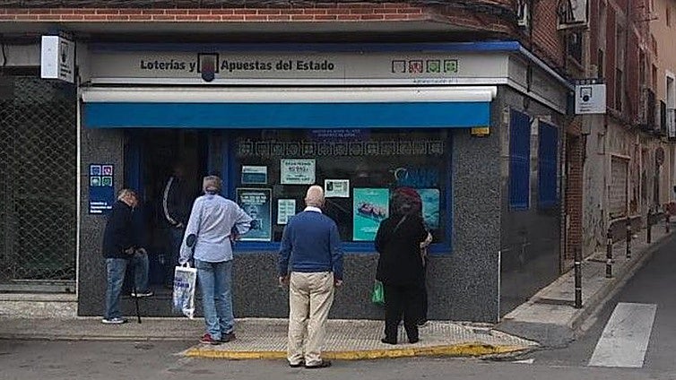 La suerte llega a Tarancón con el 94.703, primer premio de la Lotería, que deja 130.000€ por décimo