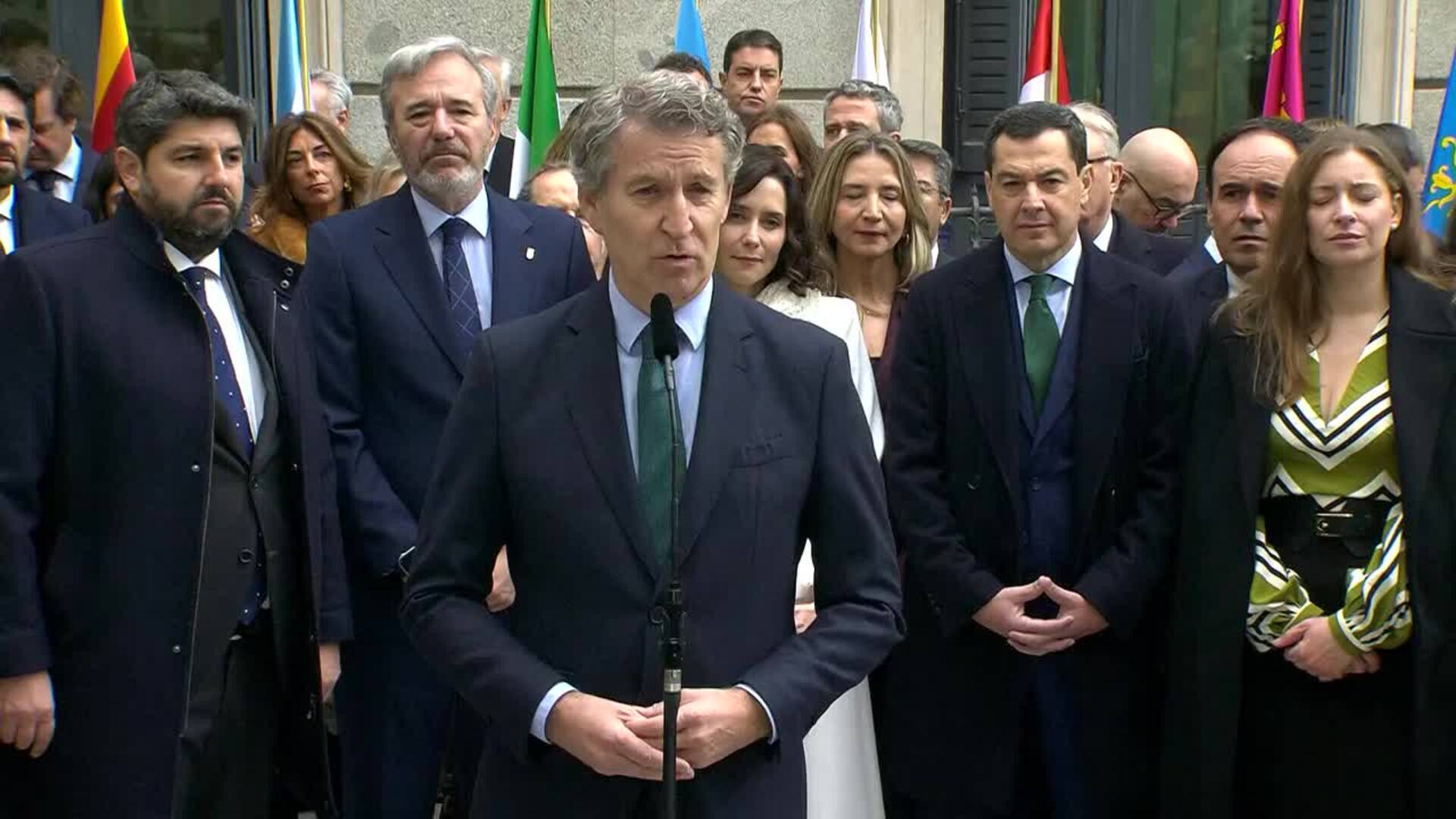 Feijóo acusa a Sánchez de ser el que &quot;más ha atacado&quot; la Constitución