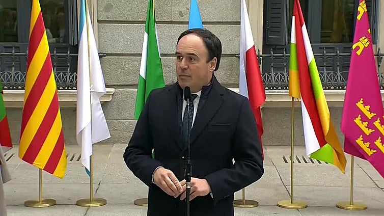 Pérez-Llorca afirma que pronto mantendrá una reunión con el Gobierno sobre la dana