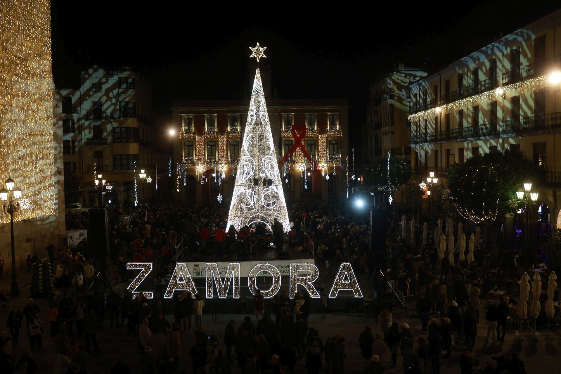 Luces en Zamora