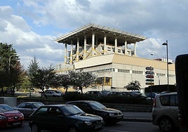 Investigan la aparición de un cuerpo en un edificio abandonado de Orense