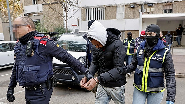 Marroquíes y argelinos lideran las listas de nacionalidades de los detenidos extranjeros en Cataluña