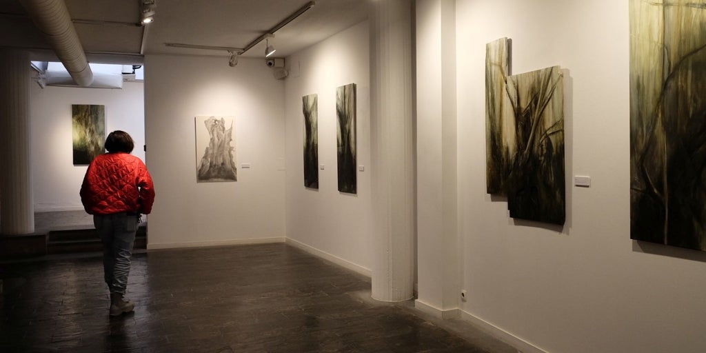 Soledades : la íntima exposición de Purificación del Bosque estrena en Salamanca