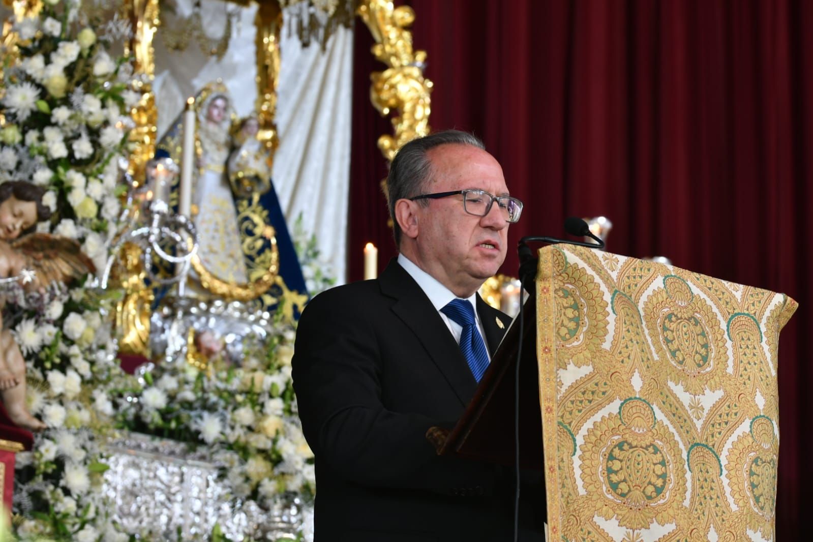 La emocionante coronación de la Virgen de Luna en la Jara, en imágenes