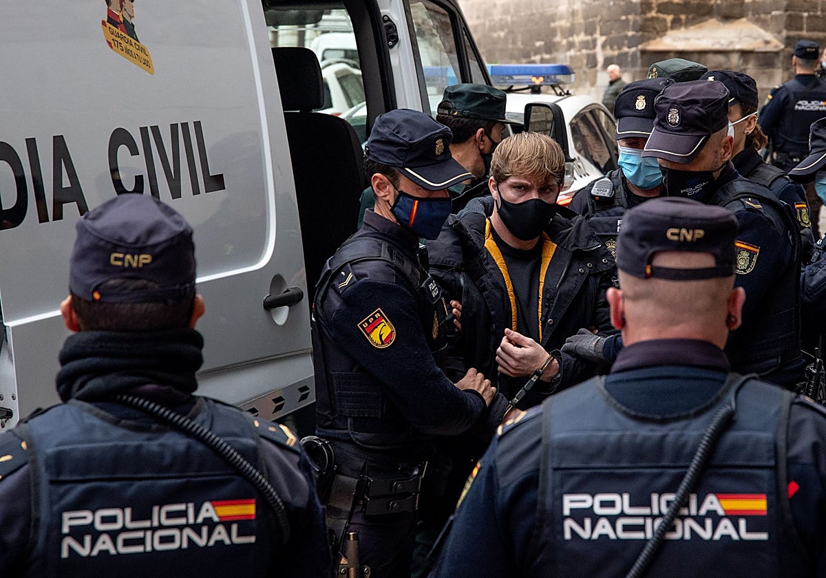 El Piojo, en noviembre, en el traslado al juicio en Toledo