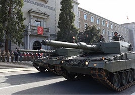Las imágenes del acto y desfile de la Inmaculada en la Academia de Infantería de Toledo