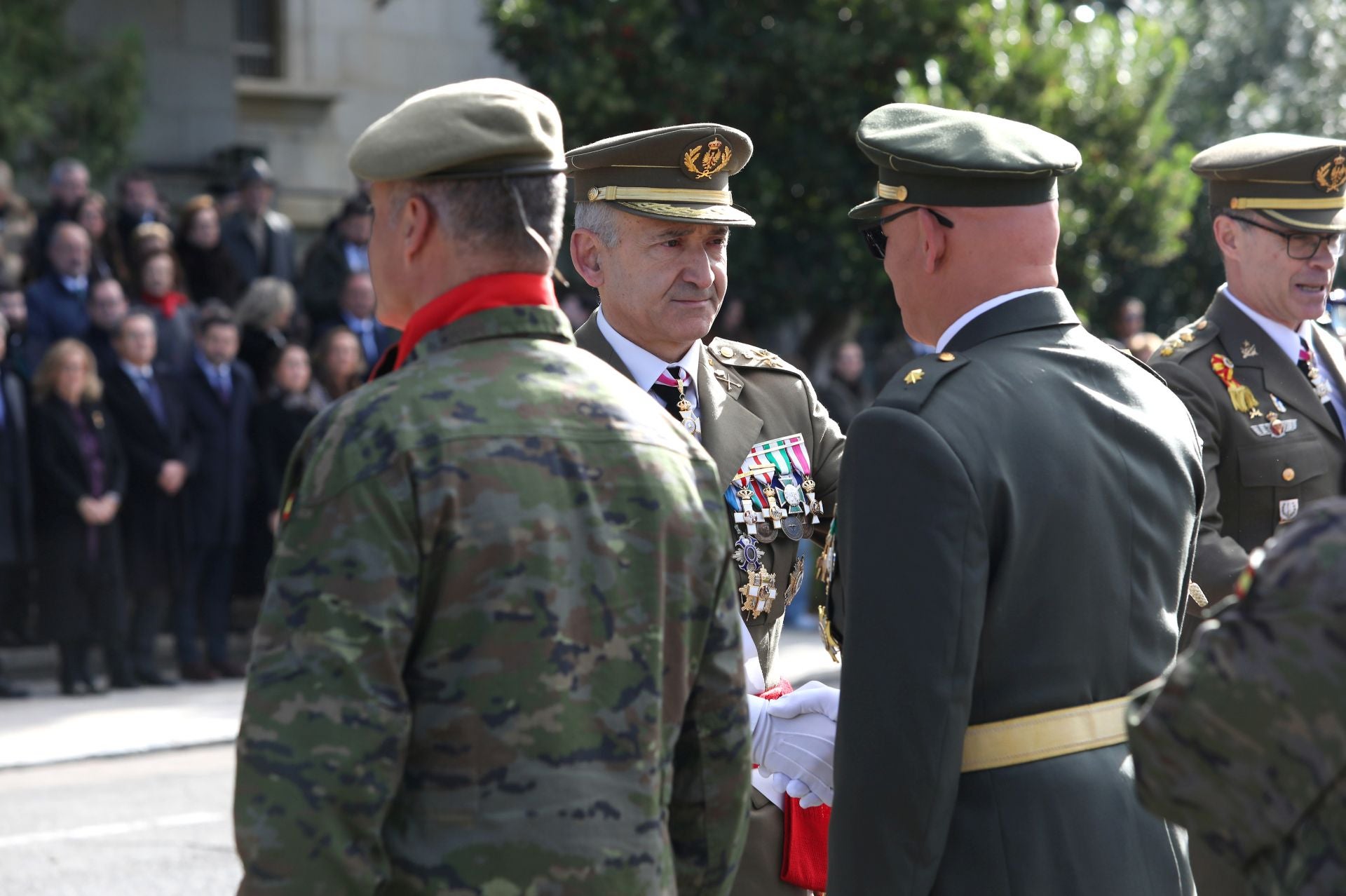 Las imágenes del acto y desfile de la Inmaculada en la Academia de Infantería de Toledo
