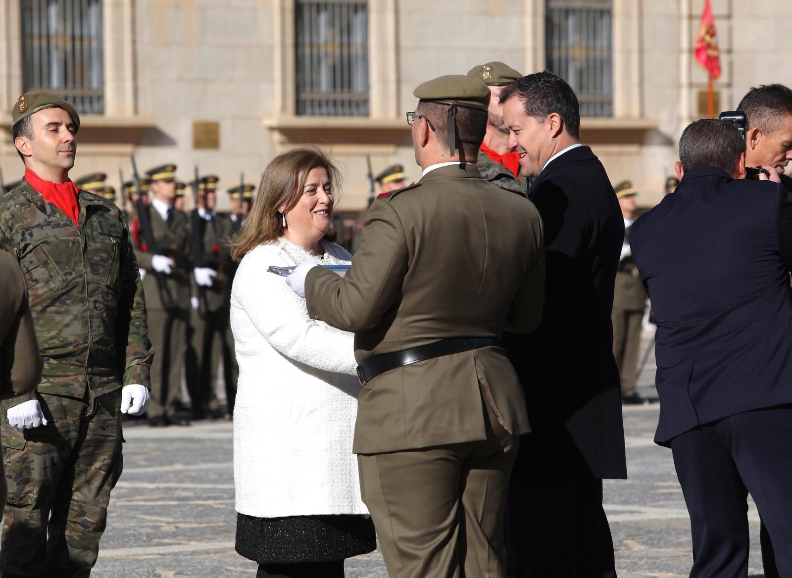 Las imágenes del acto y desfile de la Inmaculada en la Academia de Infantería de Toledo