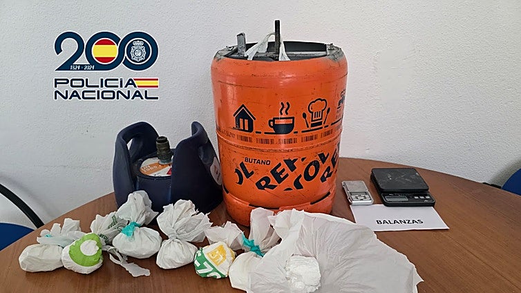 La insospechada 'carga' de una bombona de butano trucada: 753 gramos de cocaína