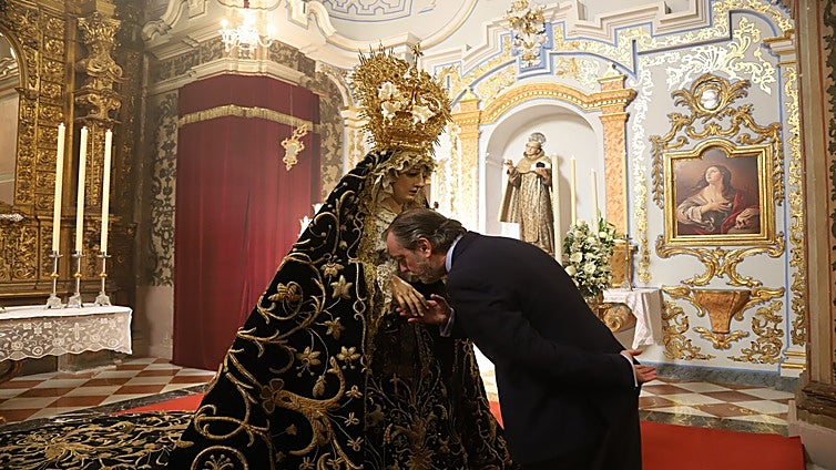 La grandeza de la Inmaculada Concepción inunda las iglesias y las calles de Córdoba