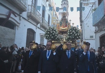 La procesión de la patrona de Puente Genil, en imágenes