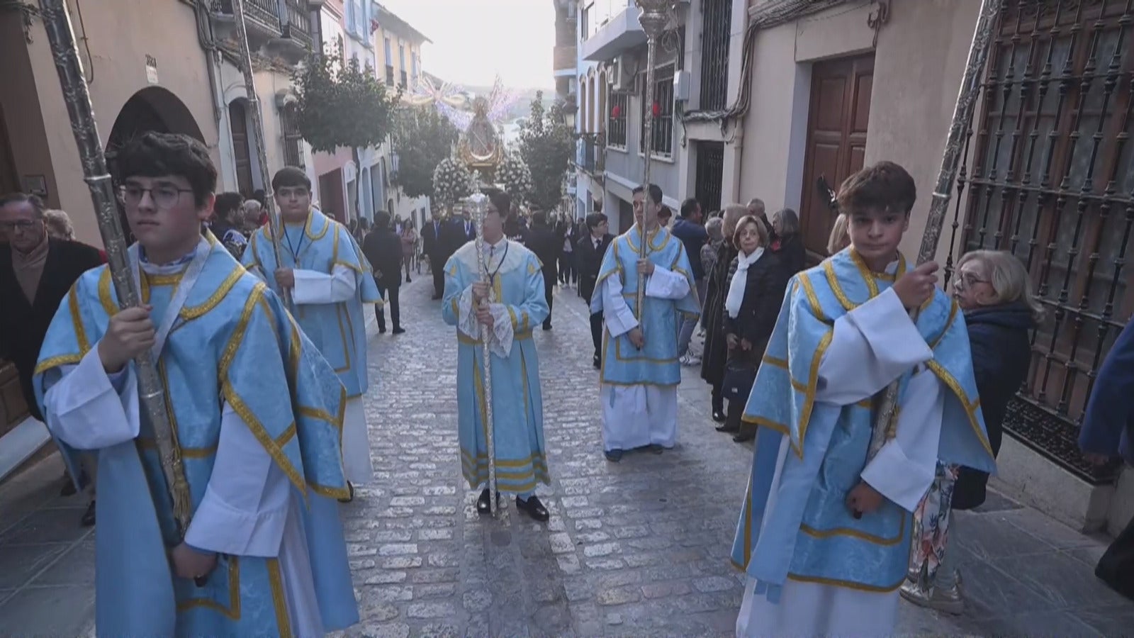 La procesión de la patrona de Puente Genil, en imágenes