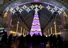 Qué está abierto hoy 8 de diciembre en Valencia: horario de los centros comerciales y supermercados