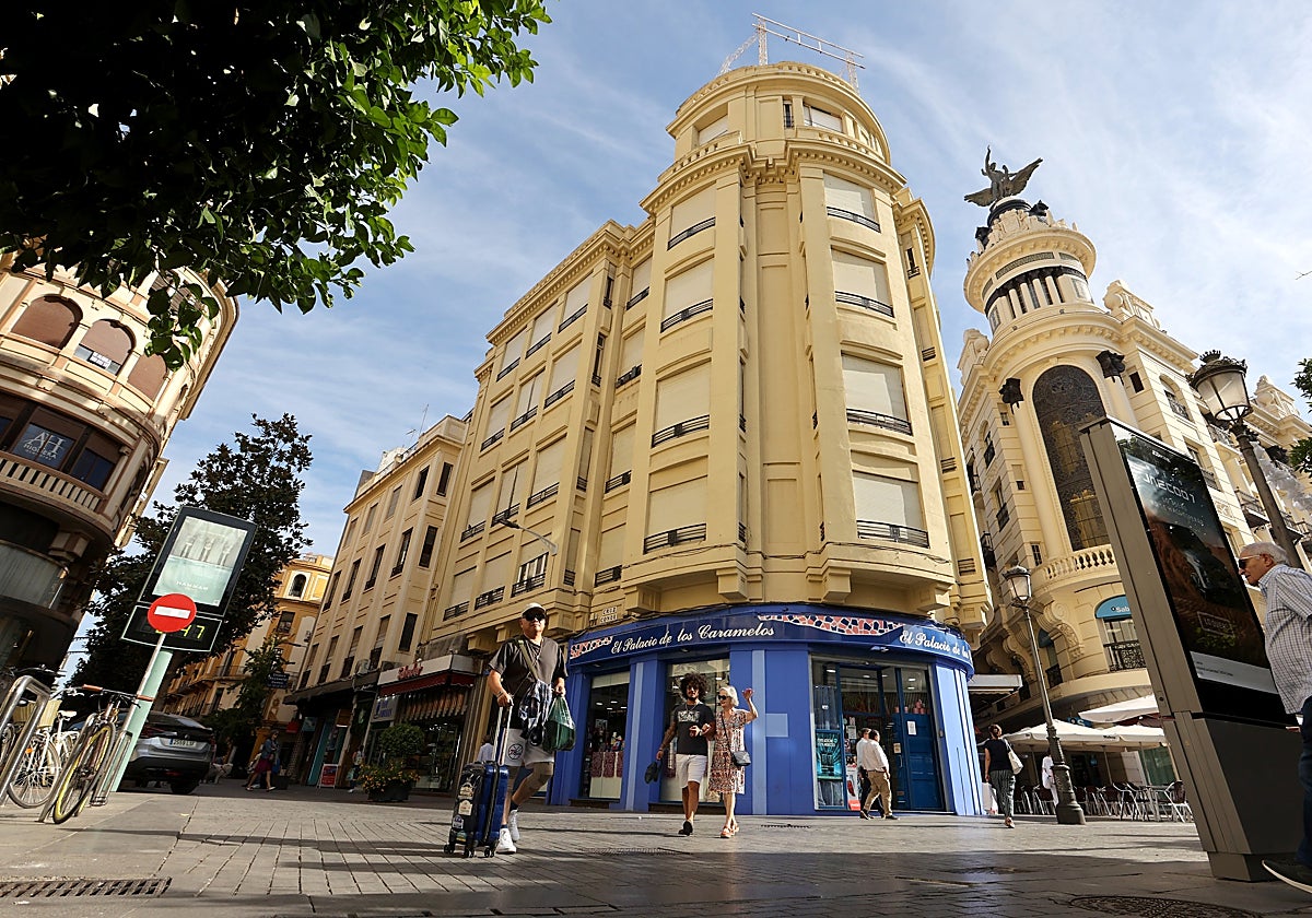 El edificio de La Estrella, junto a las Tendillas, el nuevo gran proyecto de apartamentos turísticos