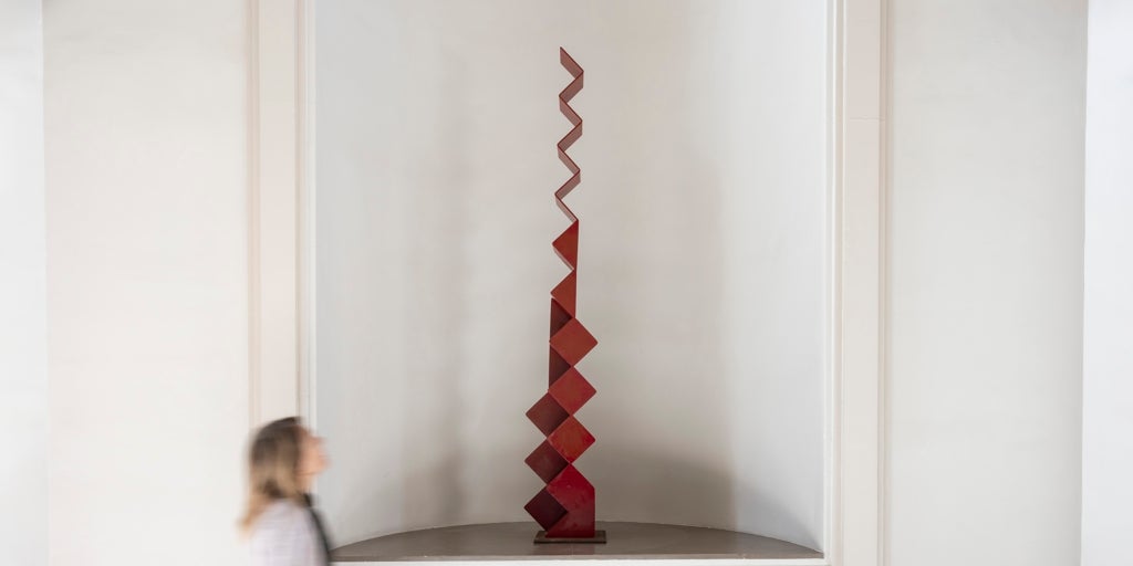 El IVAM se expande por la UV con una muestra colaborativa que da «nueva vida» a obras afectadas por la dana