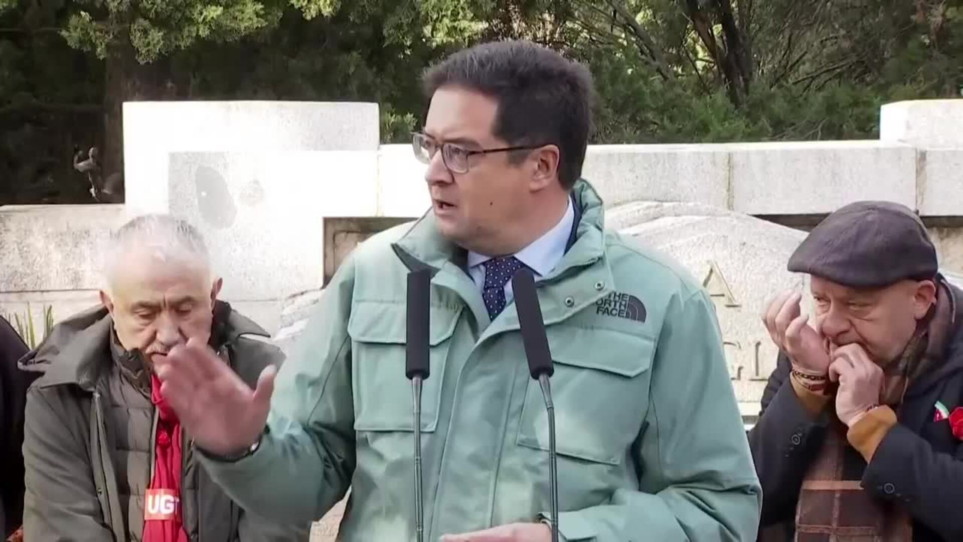 López dice que el PSOE denunciará todos los &quot;chanchullos&quot; en el sistema público madrileño