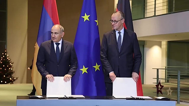 Merz promete a Armenia apoyo ante la injerencia rusa y en su camino hacia Europa