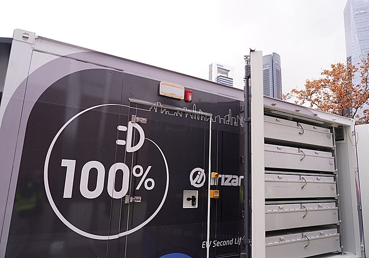 Los buses eléctricos de Madrid alargan su vida con un sistema de baterías que se recargan de noche