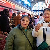 La pescadería de Albalate, la pollería de Zaragoza y la 'Alegría' de comprar en Monzón: la Lotería de Navidad premia lo más mundano en Aragón