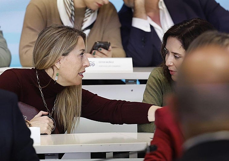 Guardiola todavía no ha llamado al candidato de Vox al que pide «seriedad» y su «abstención» para gobernar: «No se trata de hablar de sillones»