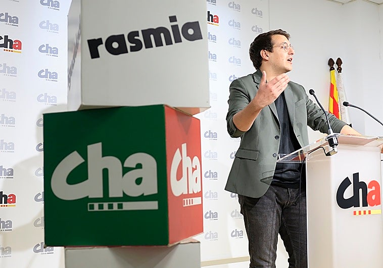 Jorge Pueyo presenta su candidatura a las primarias de Chunta para las elecciones del 8-F