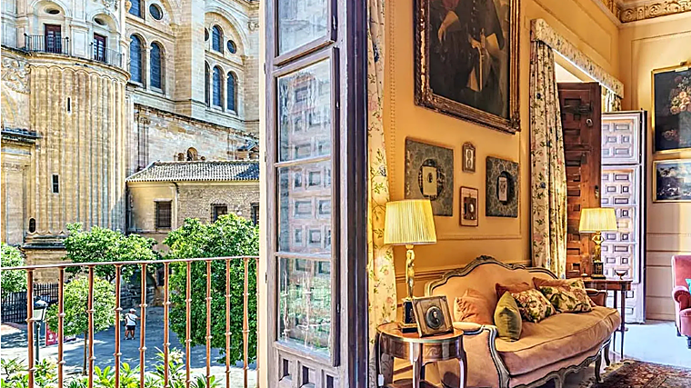 Interior do Palácio Zea Salvatierra em frente à Catedral de Málaga