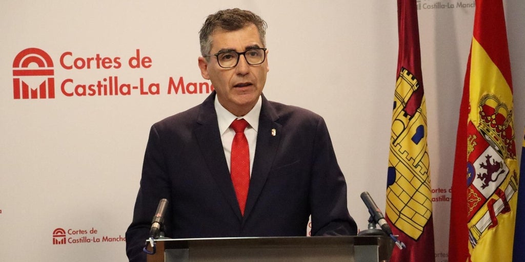 Vox denuncia la subida de la cesta de Navidad y la inacción de García-Page