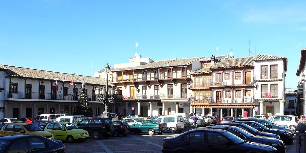 Un trabajador se precipita desde un tejado en La Puebla de Montalbán y es trasladado al Hospital Universitario de Toledo
