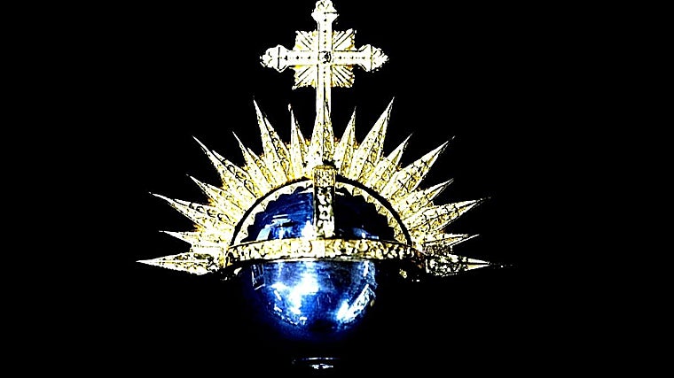 Estes são os novos atributos da Virgen del Rocío.