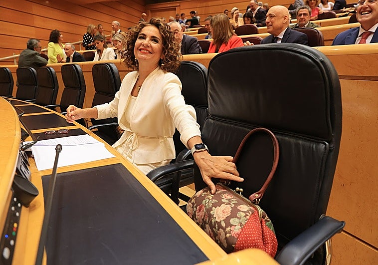 Carolina España responde al anuncio de María Jesús Montero de presentar el nuevo modelo de financiación en el primer trimestre de 2026: «No tiene credibilidad»