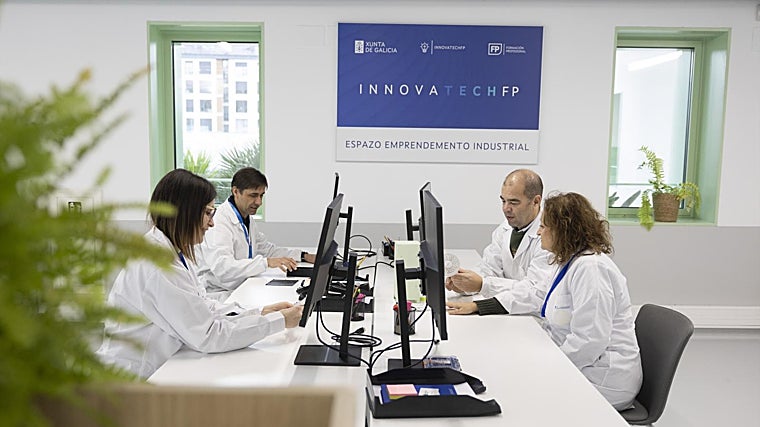 The facilities are designed in such a way that the configuration and equipment of the rooms can be readjusted to meet one or another need.