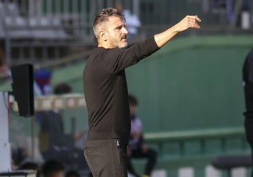 Iván Ania, entre los entrenadores con mayor longevidad en Segunda División