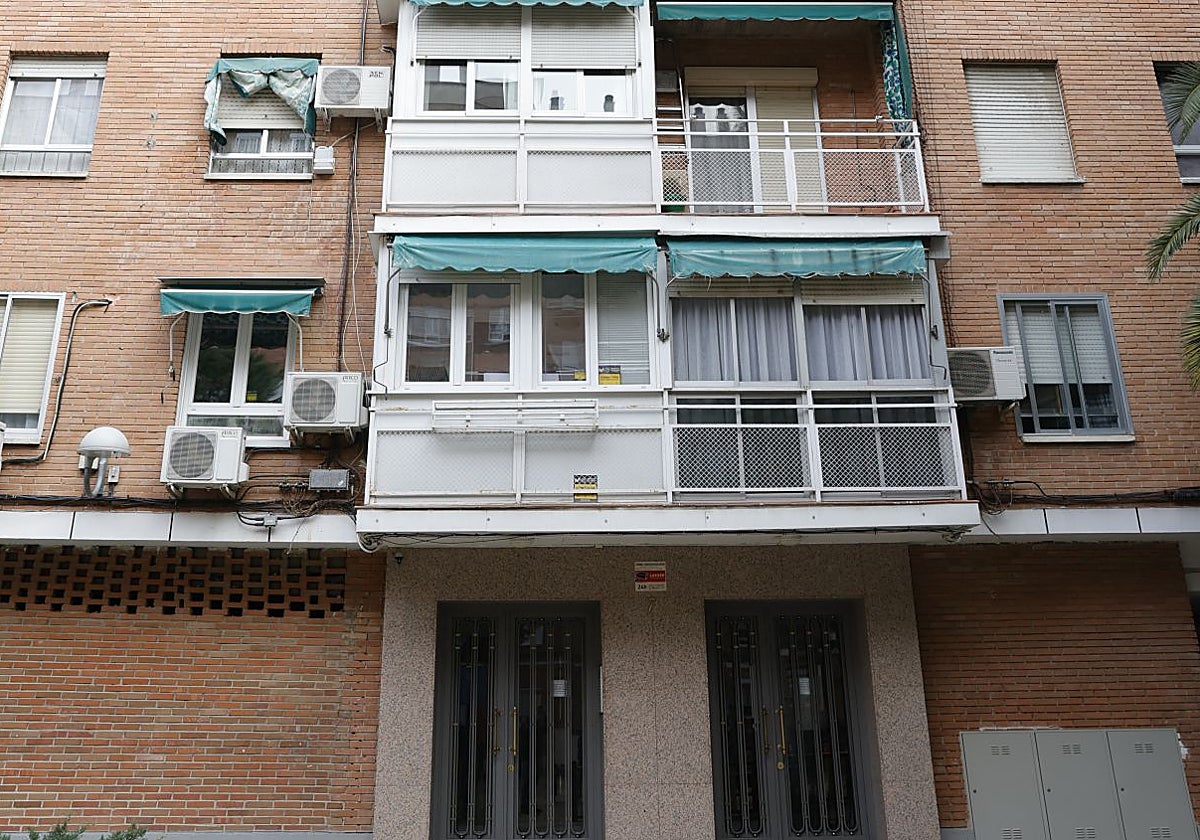 El bloque de viviendas donde se produjo el homicidio de Villaverde