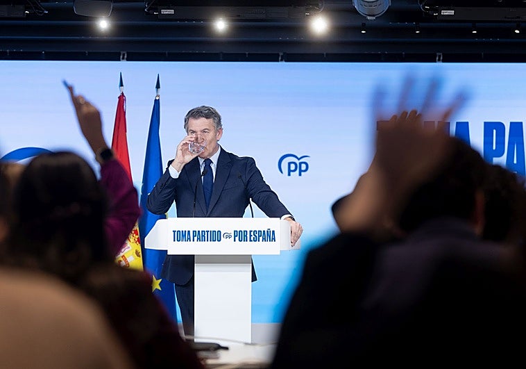 Feijóo necesita consolidar las victorias autonómicas y contener a Vox