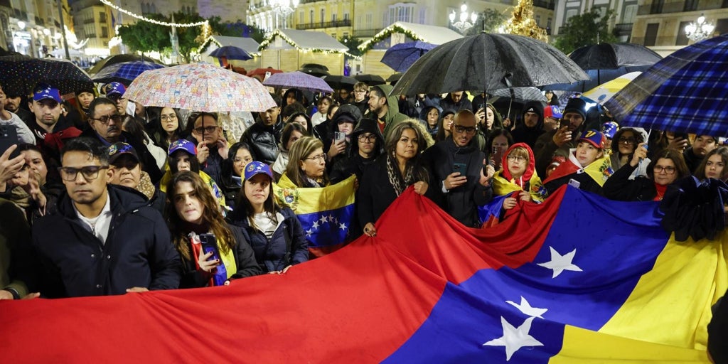 Venezolanos en Valencia celebran la captura de Maduro y piden un «gobierno democrático y libre»