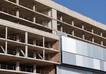 Las claves del cerramiento del estadio de El Arcángel: fechas, materiales y coste