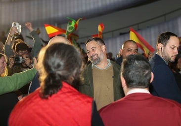 Desembarcan los líderes nacionales en Aragón dos semanas antes del inicio de la campaña: Abascal se vuelca ante las buenas previsiones para el 8-F
