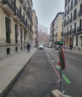 Imagen secundaria 2 - Imágenes de las restricciones de movilidad provocadas por varios rodajes